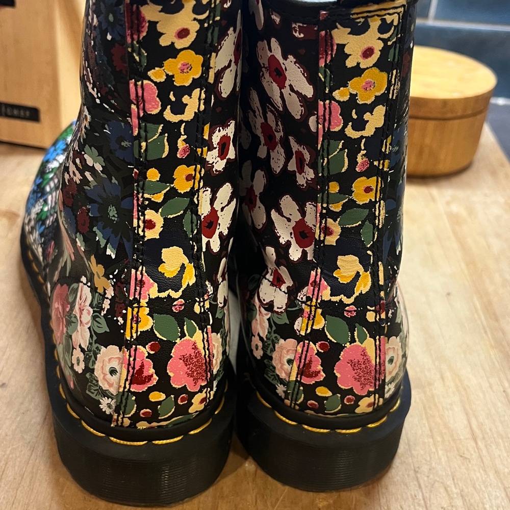Dr.Martens 1460 Pascal 90's Retro Style Floral/Leather Mash Up Boots - Picture 15 of 17